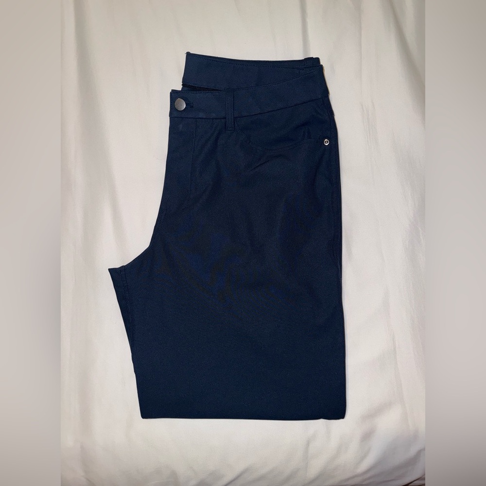 Men’s Lululemon ABC pants size 34 Navy